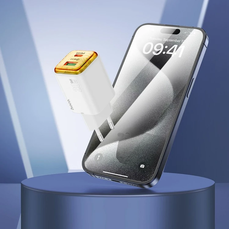 Ładowarka sieciowa Hoco N52 20W USB-C + USB-A PD QC3.0 biała – szybkie ładowanie