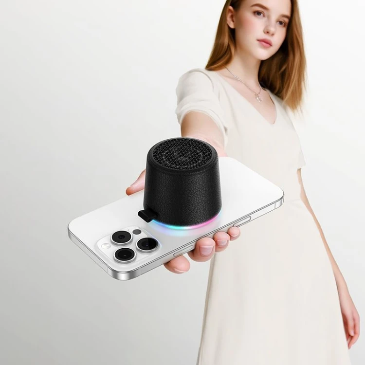 Magnetyczny głośnik bezprzewodowy Hoco HC49 8W Bluetooth 6.0 – czarny