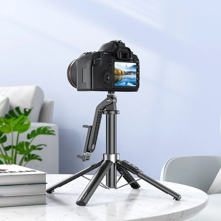 Profesjonalny Selfie Stick Hoco K21 Tripod z funkcją PTZ i pilotem – czarny