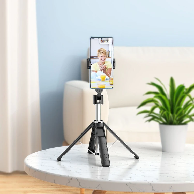 Selfie Stick Hoco K18 Fourpod z bezprzewodowym pilotem Bluetooth – czarny