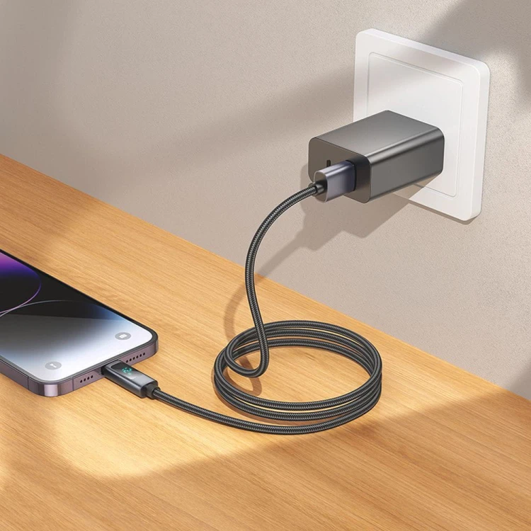 Inteligentny kabel ładujący USB-A do Lightning Hoco X112 2,4A z wyświetlaczem mocy – czarny (1 m)