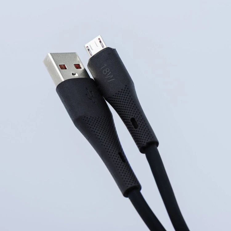 Elastyczny kabel USB-A do Lightning Forcell F-Energy Silicone 12W – 1 m – Czarny