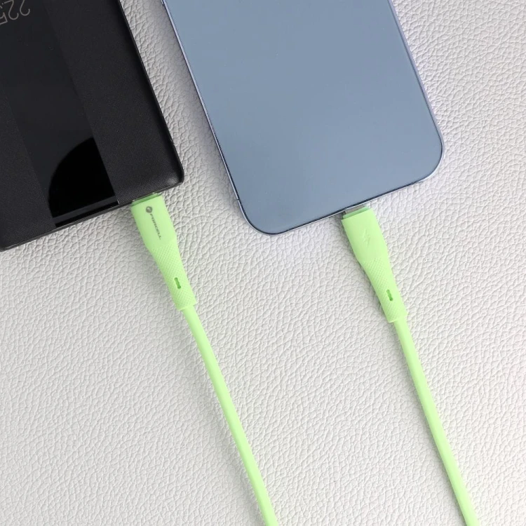 Aksamitnie elastyczny kabel USB-C do Lightning Forcell F-Energy Silicone 27W PD – 1 m – Zielony