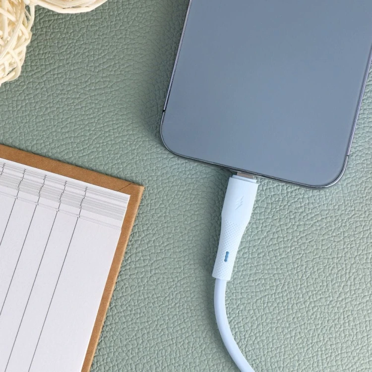 Aksamitnie elastyczny kabel USB-C do Lightning Forcell F-Energy Silicone 27W PD – 1 m – Niebieski