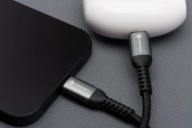Ekstremalnie mocny kabel USB-C do USB-C Forcell F-Energy Cafule 240W PD – 2 m – Czarny