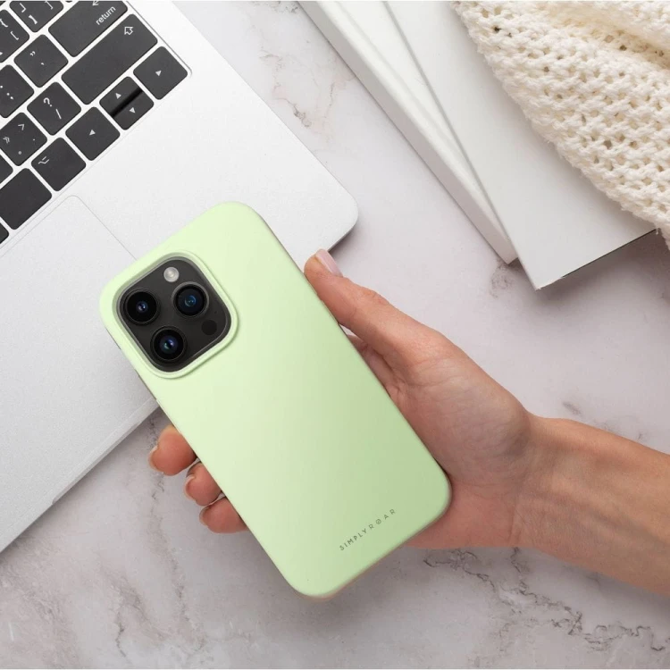 Silikonowe Etui do iPhone 11 ROAR Cloud Skin Jasnozielone