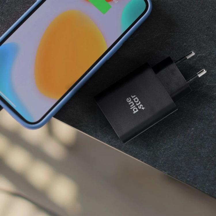 Ładowarka sieciowa Blue Star 25W USB-C USB-A PD QC4.0 Czarna TFB-TC-25WPD