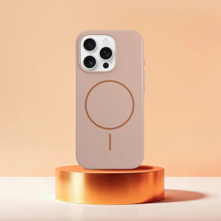 Błyszczące eleganckie etui do iPhone 17 Pro / 18 Pro Glossy Mag Cover zgodne z MagSafe – Złote